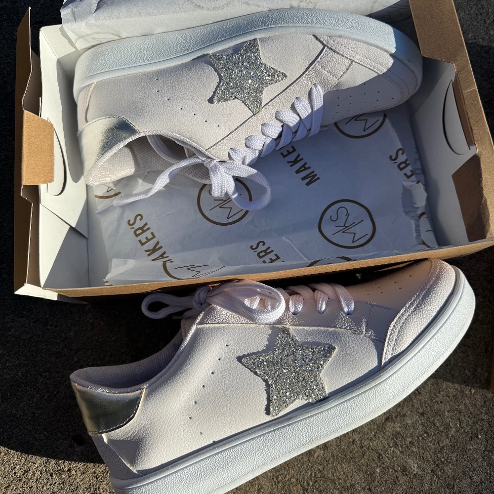 White Makers fashion now sneakers